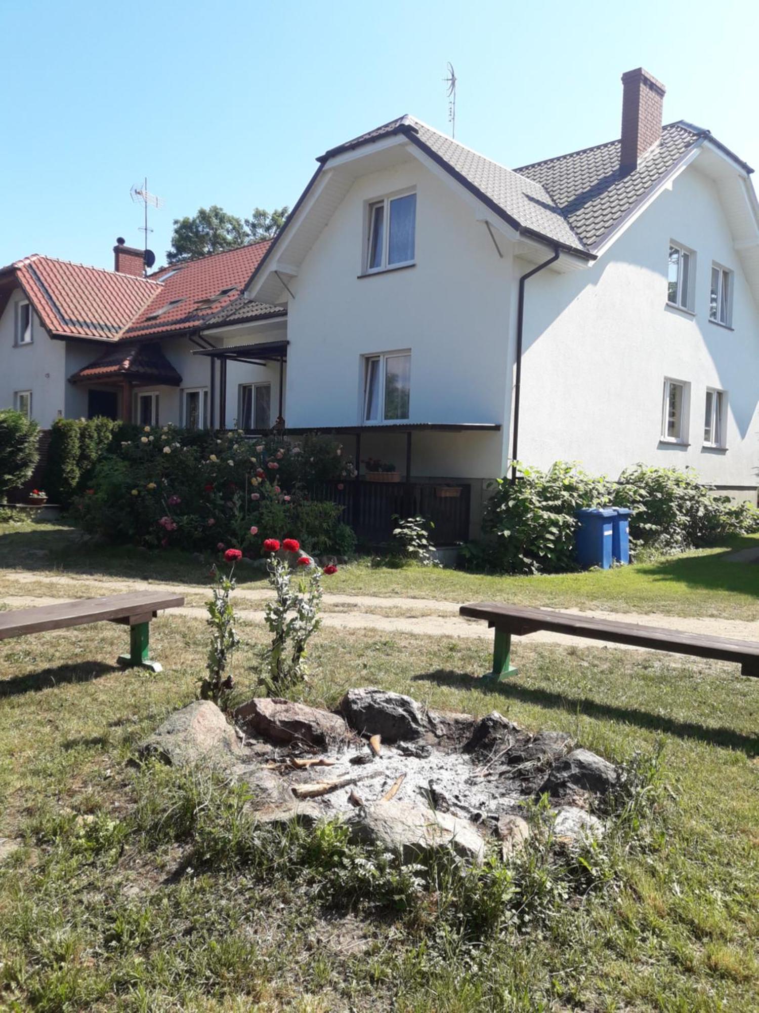 U Wikinga Hotel Zastan Exterior photo